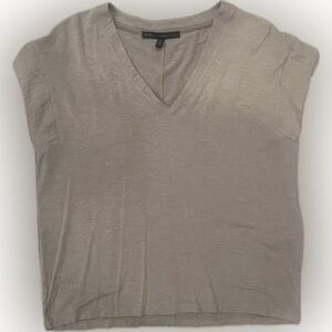 White House Black Market Jetsetter Gold Tee Large